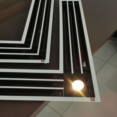 China Modern PVC Air Conditioner Adjustable Duct Canopy Linear Slot Diffuser with One Night Light for sale