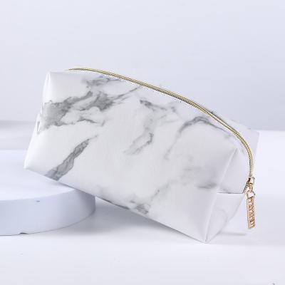 China Fashion Hot Selling Makeup Toiletry Travel Bags Cosmetic Bag Waterproof Makeup Bags for Women and Men for sale