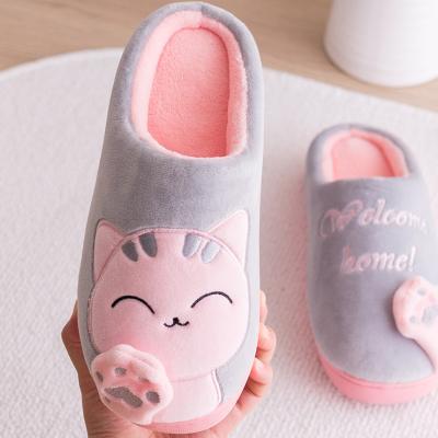 China CUSHIONING 2021 New Cartoon Lucky Cat Winter Slippers Cotton Cute Home Slippers for sale