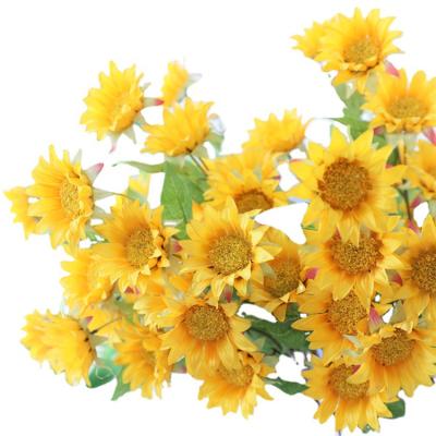 China Convieniently 7 Heads Long Stem Sunflower Wedding Bouquet Floral Flower Arrangements Floral Design for sale