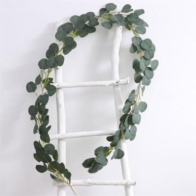 China Conveniently Plant Christmas Wedding Decoration Artificial Eucalyptus Vine Garden Decoration for sale