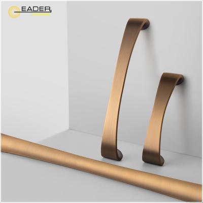 China Simplicity EADER Simple Design Nordic Modern Wardrobe Wardrobe Handle Drawer Yellow Bronze Light Luxury Handle for sale