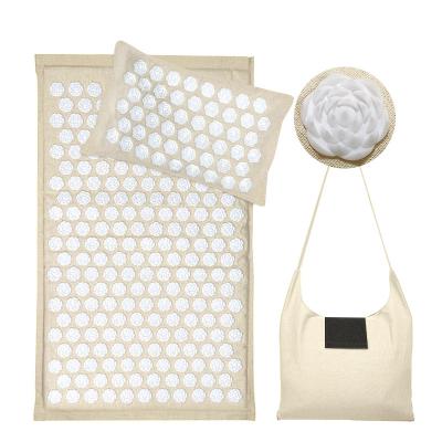 China Sustainable Natural Organic Home Pillow and Acupressure Mat Canvas and Coconut Shell Yoga Body Massage Set for sale