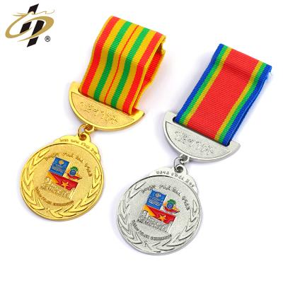 China Europe Shuanghua Factory Custom Gold Plated Military Souvenir Honor Metal Medal With Ribbon for sale