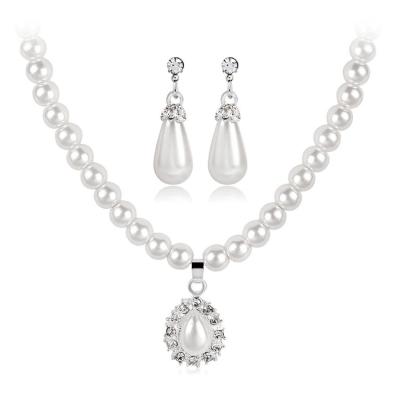 China Romantic Pearl Earrings Necklace Set Water Drops Diamond Bridal Wedding Jewelry Set For Women for sale