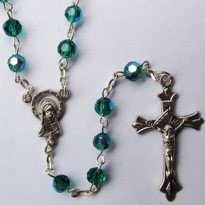 China Crystal Catholic Religious Holy Chain Crystal Rosary With Cross Pendant Necklace For Sale for sale