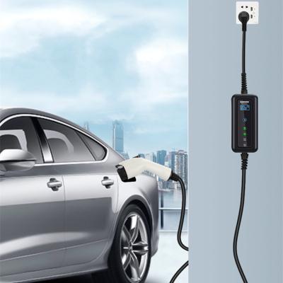 China AC Electric Vehicle 7kw Mobile Charger Home Charging Portable EV Charging Station With Gun Home Charging Use for sale