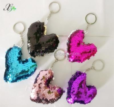 China 2017 Artificia heart shape cute plush sequin fabric keychains wholesale for sale