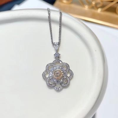 China High Quality TRENDY Jewelry New Year Gift Personalize Heart And Arrow Moissanite Flower Pendant 925 Sterling Silver for sale