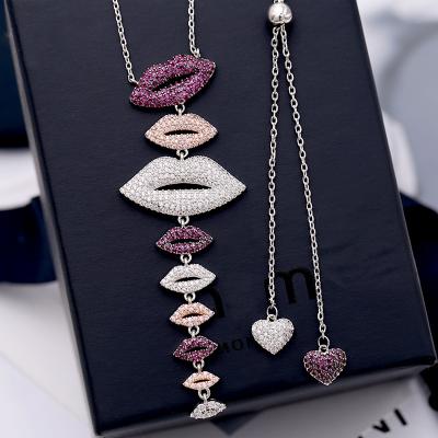 China Luxury Environmentally Friendly Multilayer Cubic Zircon Long Lip Link Fashion Jewelry Fashion Christmas Christmas Charm Pendant Necklace for sale