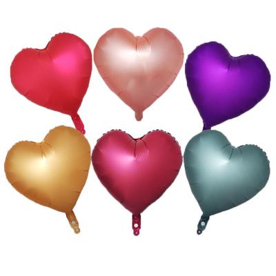 China Cool Decorations Heart Shaped Foil Balloons 18 Inch Colorful Heart Balloons For Birthday Party Wedding Valentine's Day Baby Shower Decoration for sale