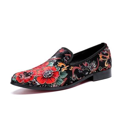 China Fashion Trend Mens Floral Print Genuine Leather Round Toe Flat Heel Slip On Style Loafers For Men for sale