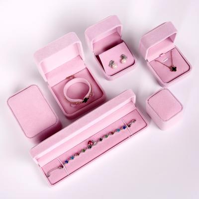 China Luxury high end custom logo rose velvet necklace bracelet jewelry box/purple ring earring boxes jewelry packaging display for sale