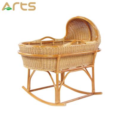 China Eco-Friendly Natural Newborn Hutch Baby Rattan Sleeping Crib Luxury Style for sale