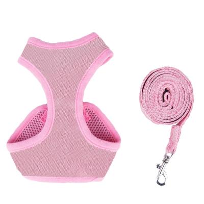 China Designer Luxury Fashion Dog Harness and Leash Stocked Breathable Set for sale