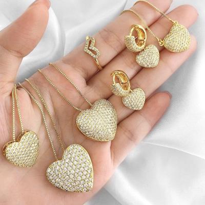 China Romantic 18k Gold Plated Brass Hot Sale Gems Crystals Point Heart Shape Healing Micro Pave CZ Initial Pendant Necklace Jewelry Set for sale