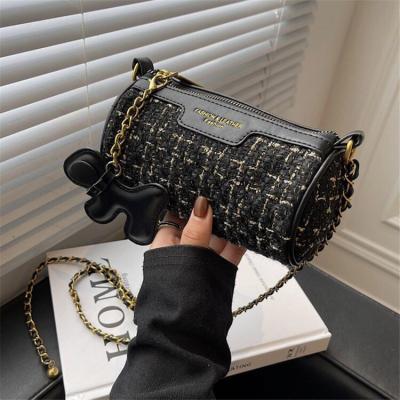 China Newspaper Used Famous Brands Good Quality Imitation Handbags New Handbags For Wife 2022 Gift for sale