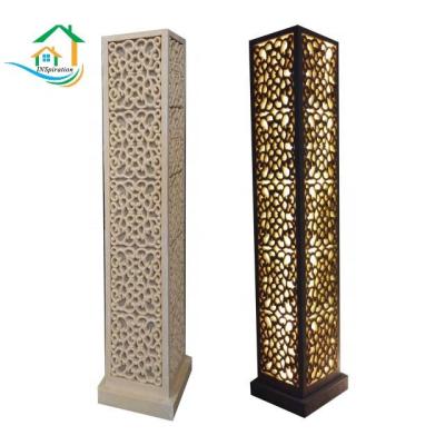 China Eco - Friendly Outdoor Decoration Stone Lamp Post for sale