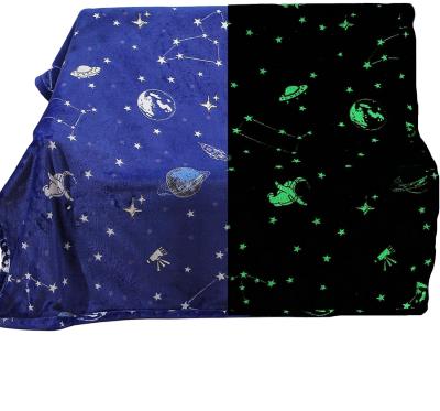 China Anti-pilling Customized Super Soft Polyester Flannel Fleece Blanket Fluffy Glow In Dark Blanket for sale