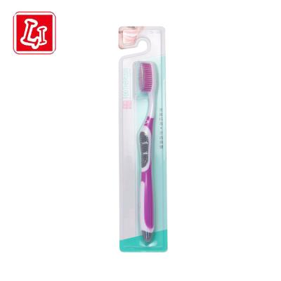 China Disposable adult toothbrush is suitable for cleaning the oral cavity with soft bristle toothbrush in family and hotel for sale