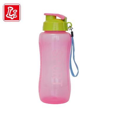 China Large Capacity Sustainable Water Bottle Sports Outdoor Carrying Plastic Bottle for sale