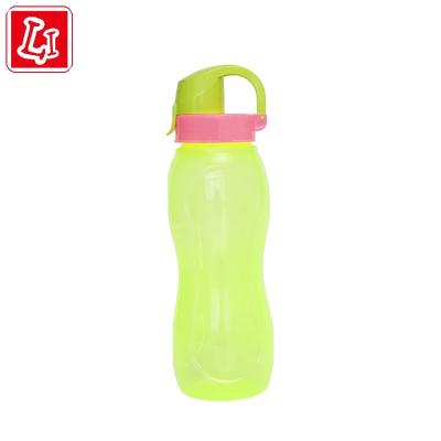 China Sustainable Reusable Plastic Water Bottle With Sports And Fitness Water Cup for sale