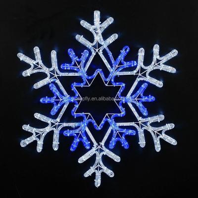 China Hot Selling Pole 2022 LED Pattern Light Christmas Lit Outdoor Snowflakes Holiday Lighting for sale