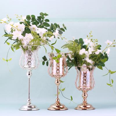 China Weddings Handsome European Wrought Iron Candlestick Gift Home Decoration Wedding Supplies Wholesale for sale