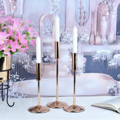 China Retro Weddings European Candlestick Candlestick Table Decoration Metal Candlestick Gold Candle Cup for sale