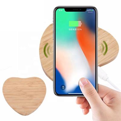 China 2019 Most Popular Luxury Portable Qi End-quality Wooden Wireless Charger, Bamboo Wireless Charging Pad for sale