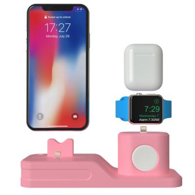 China Mobile Phone QI Fast Wireless Charger Mobile Phone and Watch Folding 4 in 1 Wireless Charging Dock for airpods for sale