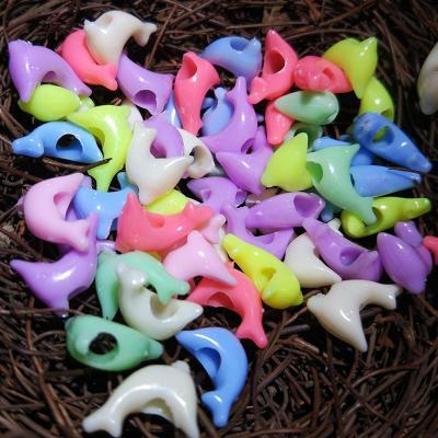 China Wholesale Durable Plastic Dolphin Beads 500g Size Beads Jewelry Accessories, Suitable For DIY Jewelry Making Children's Handmade Toys for sale