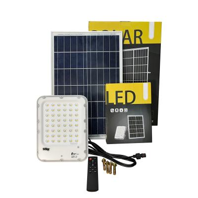 China Outdoor Radar Motion Sensor 200W LED Solar Powered Flood Light Outdoor Garden Lamp Light for sale