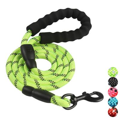 China New Quick Release Dog Leash Strong Heavy Duty Rope Dog Leash Pet Leash Strap for sale