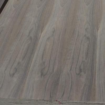 China Modern Fancy Veneer Red Oak MDF Board for Furniture and Interior for sale