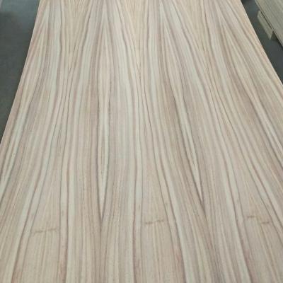 China Modern Poplar Plywood Fancy Plywood Panel Hardwood Plywoods For Construction for sale