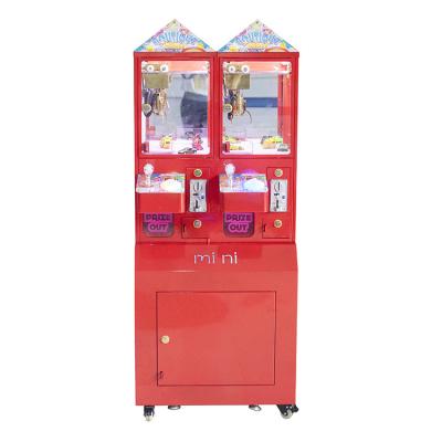 China Entertainment 2 Player Mini Ocean King 2 Arcade Game Tricks Candy Crane Toy Claw Machine for sale