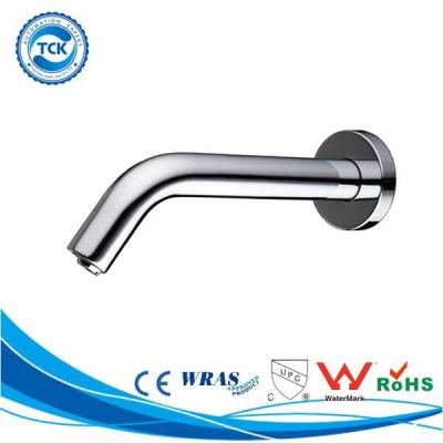 China Metered Smart Infrared Automatic Hard Water Purifier Touchless Purifier Faucet Taps Sensor Filter Head for sale