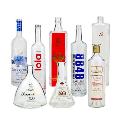 China Beverage Liquor Wine Storage Customized Bottles 300ml 500ml 750ml 1 Liter Decanter Glass Whiskey Bottle Wine Glass Beverage Bottle for sale