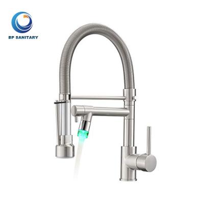 China Pull Out China OEM 304 Stainless Steel Custom Faucet Spray Hot And Cold Water Faucets Pull Down Mixer 360 Degree To Pull Out Kitchen Faucet UPC for sale