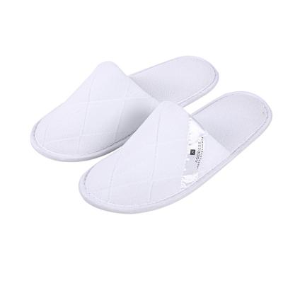 China Promotional Soft Anti-slip Washable Disposable Wedding Slippers Eco-friendly Logo Indoor Hotel Slipper Custom Made For Ladies Adults Slipper for sale