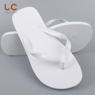 China Fashion Trend White Custom SPA OEM Beach Slide Sandal Flat Simple Lightweight Slippers For Women Men for sale