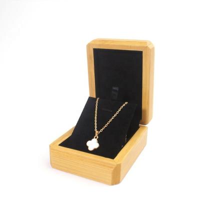 China 2019 Best Europe\North America Makeup Storage Cabinet Bamboo Jewelry Set Box-Necklace Box for sale