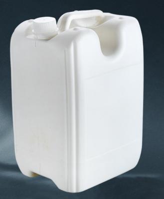 Κίνα 10L Urea Plastic Square Drum For Safe And Convenient Liquid Transport In Industry προς πώληση