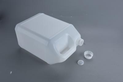 China 10L Extrusion Blow Moulded Plastic Jerry Can For Spot/Order/Customization 320g Tare Weight for sale