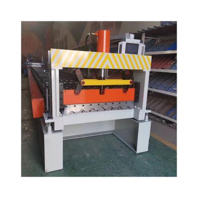 China Corraugated Roof Die Corrugated Sheet Roll Forming Machine Long Service Life Te koop