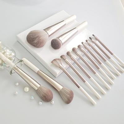 China Angular Blush Luxury Soft Wooden Logo Silver Eye Brushes Portable Custom White Wood Handle Makeup Brush Set 13pcs for sale