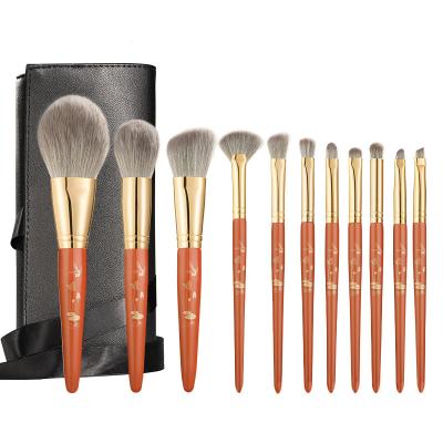 China Angular Blush Cosmetic Luxury Makeup Brush Set Custom Logo Natural Wooden To Handle Synthetic Hair Professional Makeup Brush Set for sale