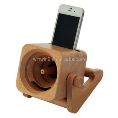 China 2020 Hands Mini Craft No Power Required Wooden Phone Speaker for sale