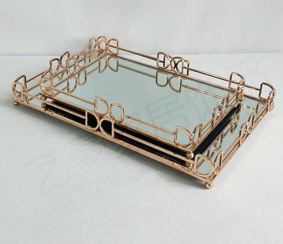 China Sustainable Stylish Metal Wire Square Vanity Mirror Serving Tray Glass Mirror Wedding Silver Serving Vanity Tray for sale